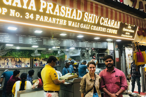 Old and New Delhi Group City Tour with Guide and Transfers