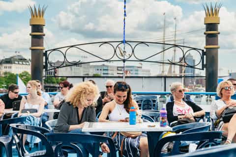 Hamburg: 1-Hour Harbor Cruise