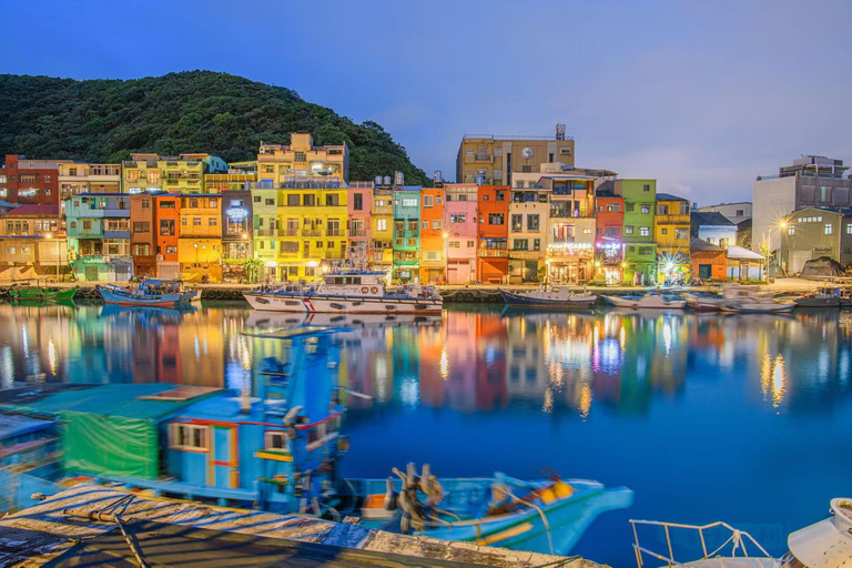 Waves and Wheels: A Coastal Day in Colorful Keelung 9-hour journey {four-seater business car}