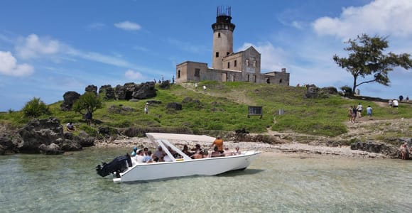 Mauritius: 5 Islands Speedboat Cruise With Snorkeling, Lunch
