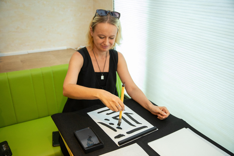 Tokyo: Asakusa Calligraphy Workshop with Instructor
