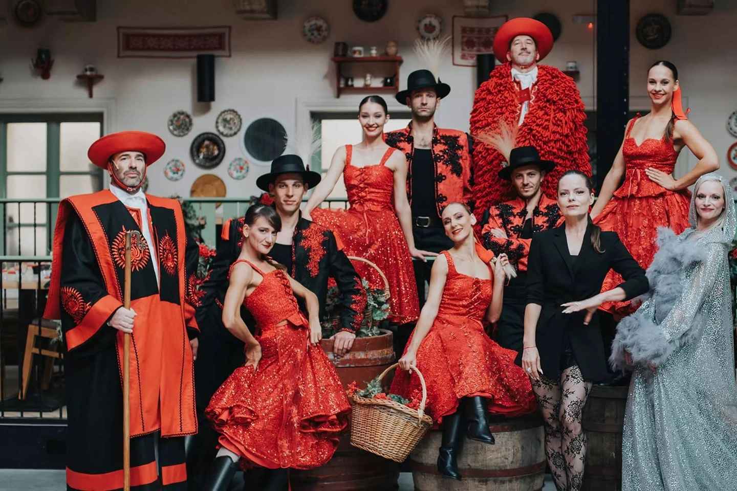 Budapest: Folklore Revue Show with Unlimited Dinner & Drinks