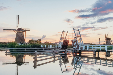 Antwerp: Full-day Holland Guided Keukenhof & Kinderdijk Tour Tour in Spanish