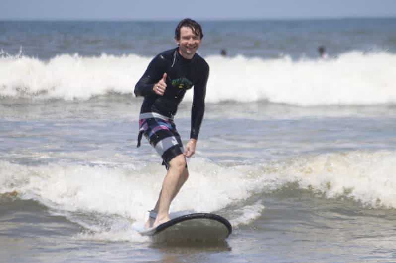 Praia de Kuta, Bali: Aulas de surfe para iniciantes e intermediários