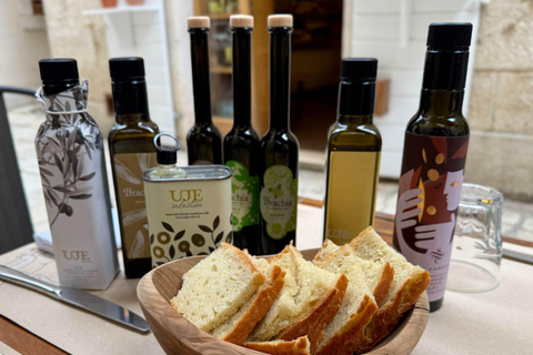 Split: Old Town Food Tour with 9 Tastings & Local Wines