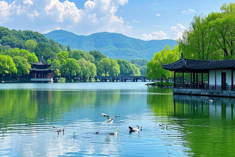 Shanghai: Suzhou, Hangzhou, and Wuzhen 5-Day Tour