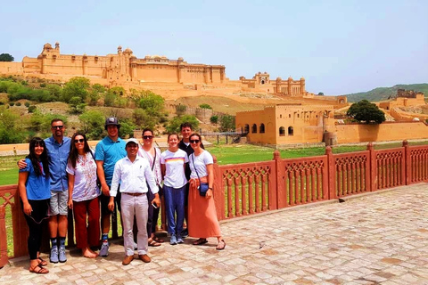 Desde Jaipur: Excursión privada de 4 días a Jaipur y Agra con final en DelhiCoche Sedán Privado