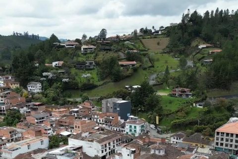 Medellín: Towns, Desserts & Viewpoints Day Tour