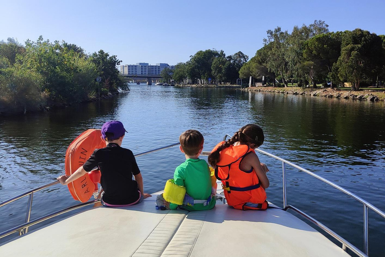 Mandelieu-la-Napoule: Passeio de barco particular com seus filhosMandelieu-la-Napoule: Passeio de barco privado com os teus filhos