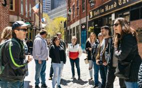 Boston: History Pub Crawl Tour Along the Freedom Trail
