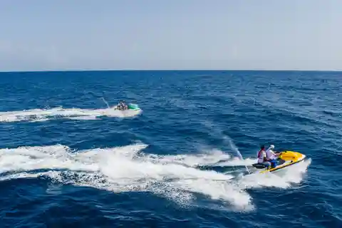 Jet ski em Trincomalee