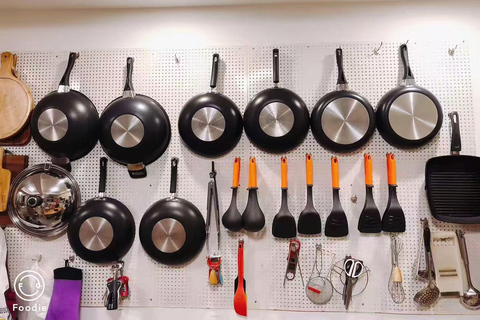 Shanghai: Pan-Fried Bun Cooking Class with Chef Another Chinese cuisine Cooking Class with Chef