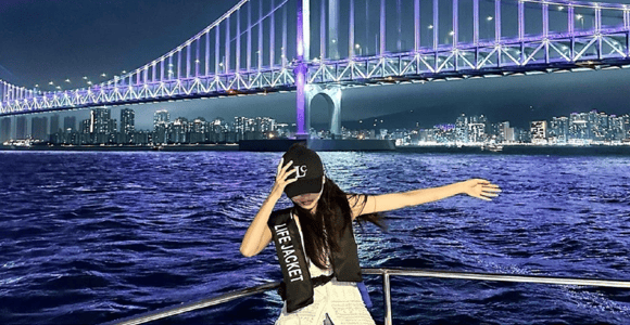 Private Nachttour durch Busan – Lichter der Stadt & Essen (bis zu 7 Gäste)