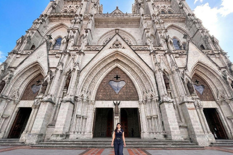 Quito: Immersive Historic Center, Sightseeing Tour, and Cocoa Food Tasting Quito: Immersive Historic Center, Sightseeing Tour, and Cocoa Tasting