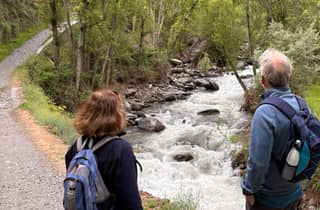Wanderung in der Sierra Nevada: Die historische Straßenbahnstrecke