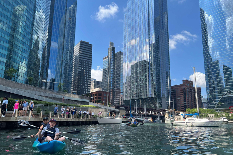 Chicago: Sunset Kayak Tour on the Chicago River