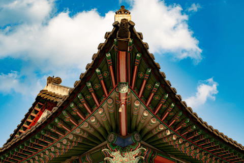 Gyeongbok-gung and Seochon walking tour with coin lunchbox Gyeongbok-gung & Seochon Walking Tour (Hanbok Experience)