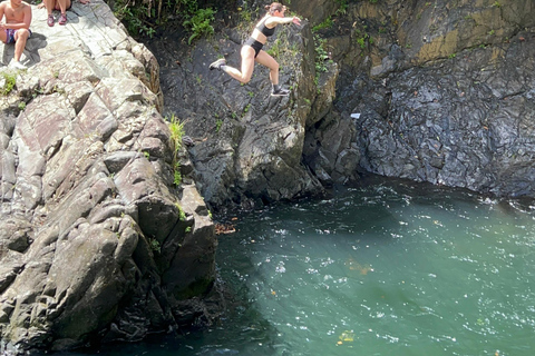 Fajardo : randonnée dans la forêt d'El Yunque, chutes d'eau et toboggan aquatiqueFajardo : Randonnée dans la forêt d'El Yunque, chutes d'eau et toboggan aquatique