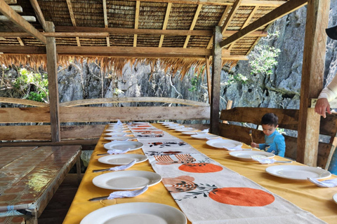 Coron: Dugong Watching Tour with Snorkeling