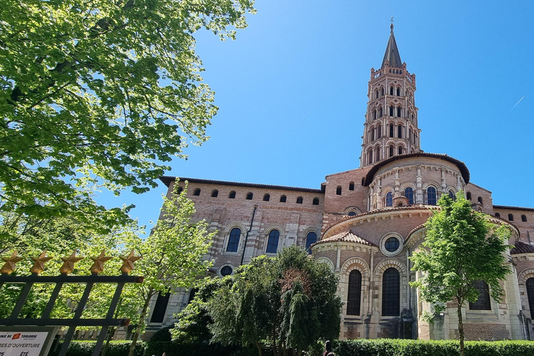 Toulouse: Tour of old Toulouse on a Brompton folding bike Toulouse: Tour of Old Toulouse on a Brompton folding bike