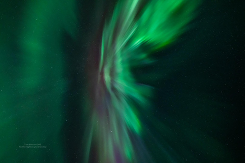 Tromsø:Northern Lights Tour with Photo and Suits.Local Guide Tromsø: Northern Lights Tour with Photos and Warm Suits