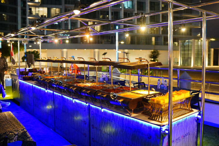 Dubai Marina Dinner Cruise with Buffet & Live Entertainment