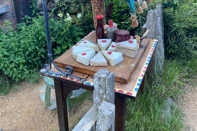 From Auckland: Hobbiton Small-Group with Party Marquee Lunch