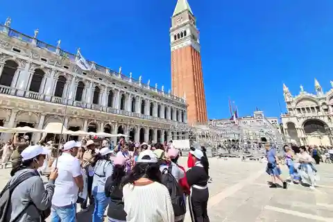 From Milan: Venice City Highlights Guided Day Trip