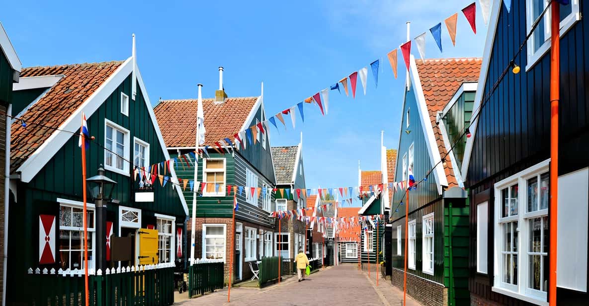 Afbeelding 12 van Amsterdam: Bustour Zaanse Schans, Edam, Volendam & Marken