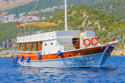 Kaş: Kekova Blue Cruise with Sunken City and 5 Swim Stops