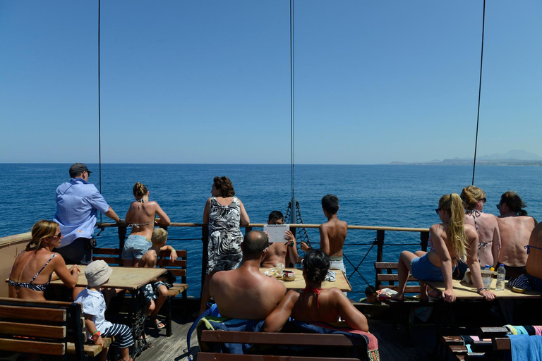 Rethymno: Pirate Caves & Camarola Arch Boat Cruise