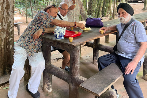 Black Virgin Mountain,Cu Chi Tunnels, Cao Dai By Motorbike