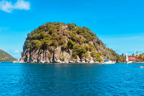 Deshaies: Boat trip to Les Saintes, with a swim and snorkel visit Deshaies: Boat trip to Les Saintes, swimming & snorkeling