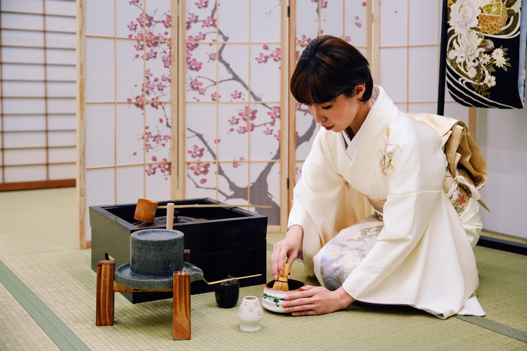 Kyoto: Tea Ceremony & Full-Day Kimono Near Kiyomizu Temple