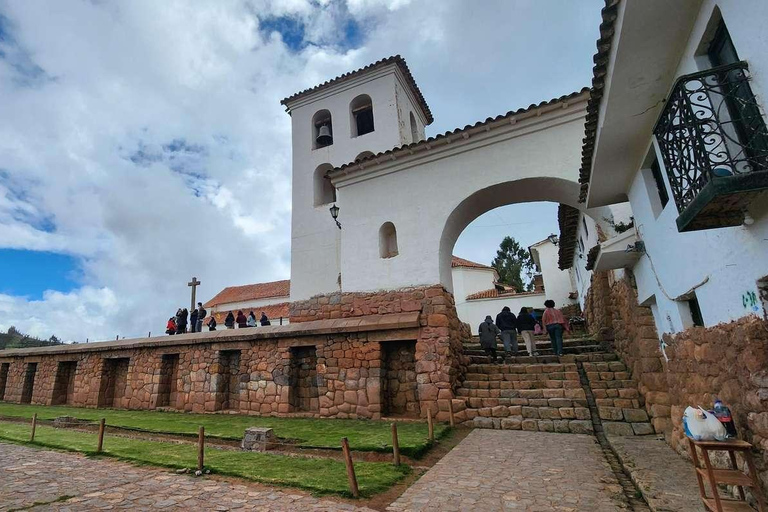 Excursión al Valle Sagrado y Traslado a Ollantaytambo