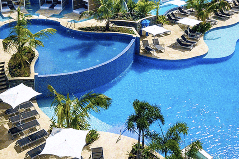 St Lucia Shore Excursion: Harbor Club Day Pass -Food & Drink