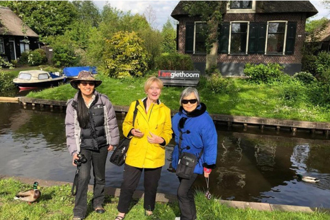 Amsterdam: Zaanse Schans and Giethoorn Guided Combo Tour
