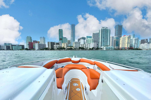 Miami: Private Highlights Tour 2-Hour Private Boat Tour