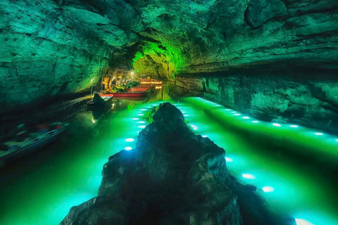 Zhangjiajie: Yellow Dragon Cave Entry Ticket with Boat Ride