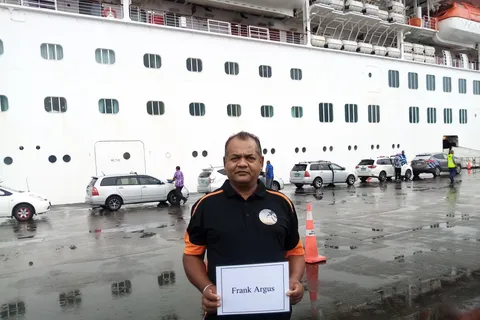 Transfert aller-retour du bateau de croisière de Lautoka à la plage de Natadola (groupe)
