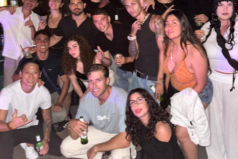 Pubcrawl & Real Favela Party in Rocinha with Locals