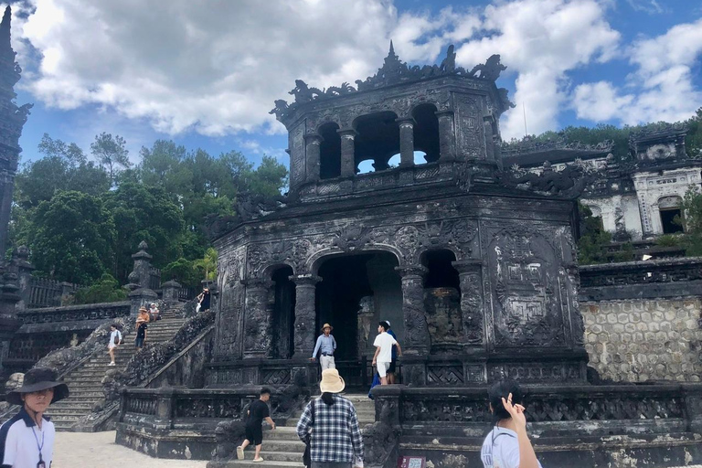 Hoi An/Da Nang: Hue Imperial City med grupp- eller privat turFrån Hoi An/Da Nang: Hue Imperial City Grupptur