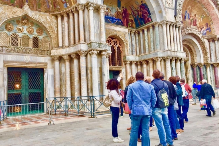 Venice: Skip-the-Line Doge’s Palace & Basilica Walking Tour Morning Tour in Spanish