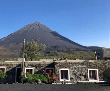 De São Filipe, Fogo, à excursão pela vila de Chã das Caldeiras