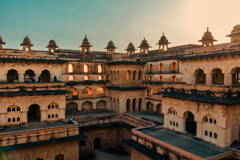 Utforska kungliga Rajasthan: 9 dagar Jaipur till Udaipur med guideUtforska kungliga Rajasthan: 9 dagar från Jaipur till Udaipur med guide