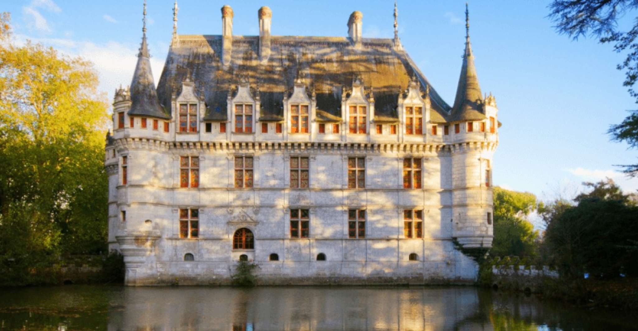 Château Loire Tour - Housity