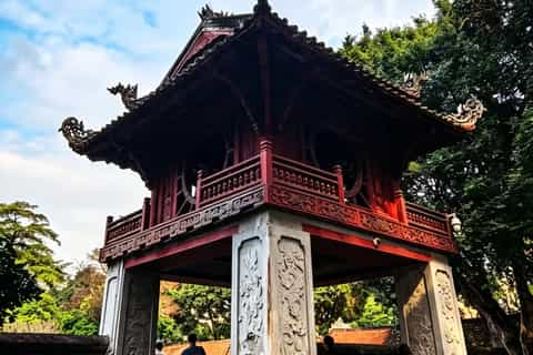 Sacred Hanoi: Temples, Rituals & Spiritual Traditions - Image 3