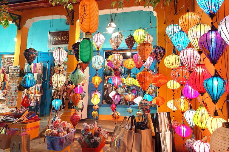 Hoi An Boat Lantern With Release Flower Hoai River At Night