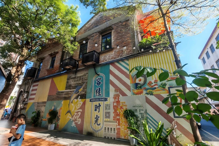 Guangzhou: Shunde Foodie Day Trip with Lunch & Guide