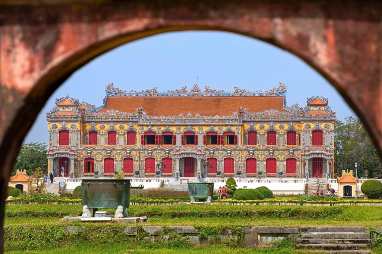 Hue Imperial City Walking Tour with Tour Guide